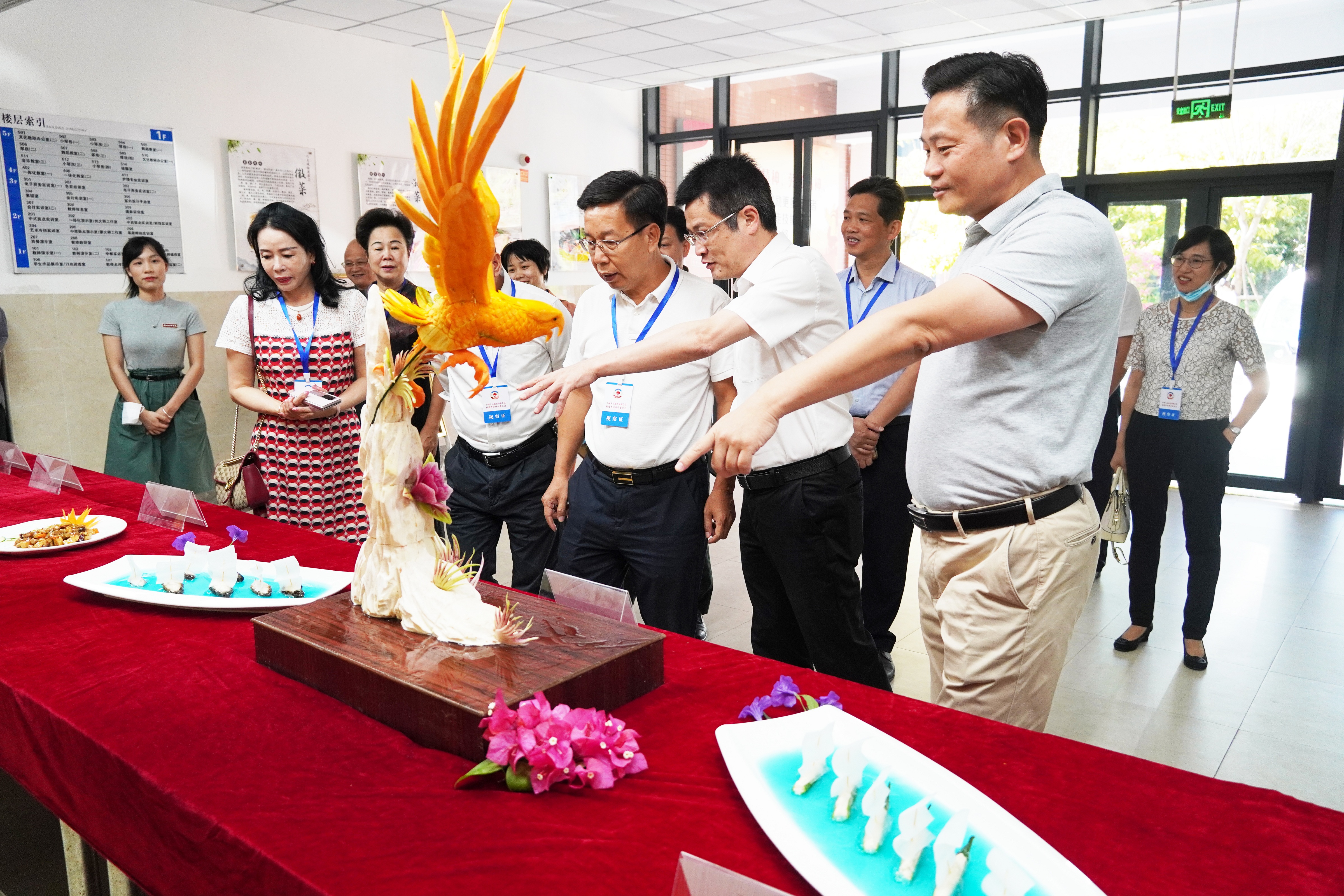 调研综合实训中心、智能制造中心等场所 (2).jpg