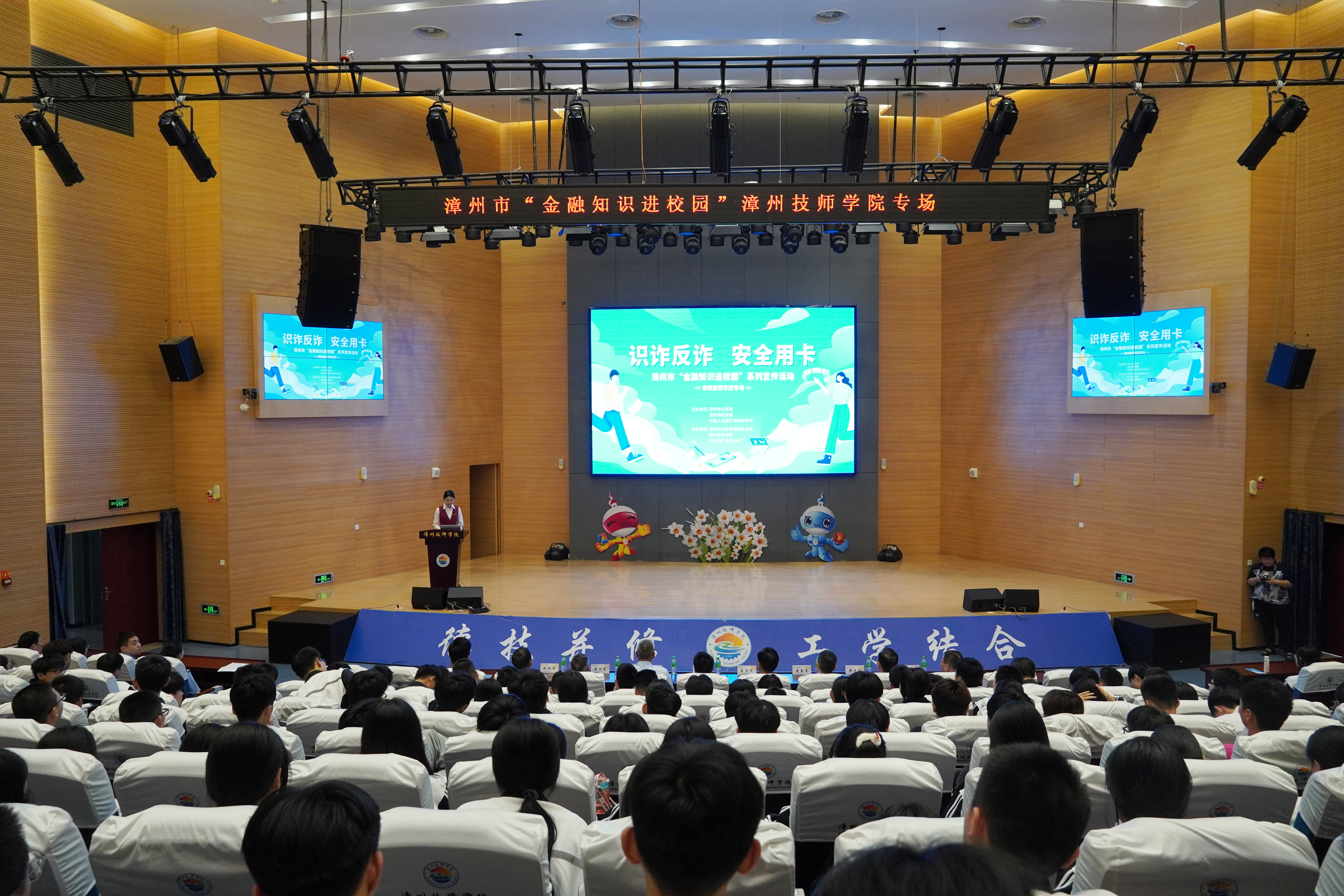 1698112360189809273.jpg DSC09641.JPG